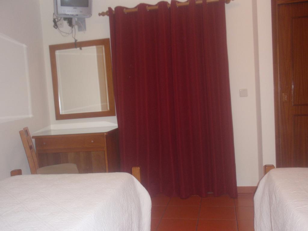 Residencial Idalio Hotel Odemira Phòng bức ảnh